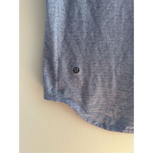 Lululemon Men’s Metal Vent Tshirt Blue Size Small/Medium - Picture 5 of 7